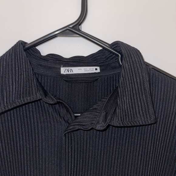 Zara Black Button-Up Shirt - Picture 3 of 3
